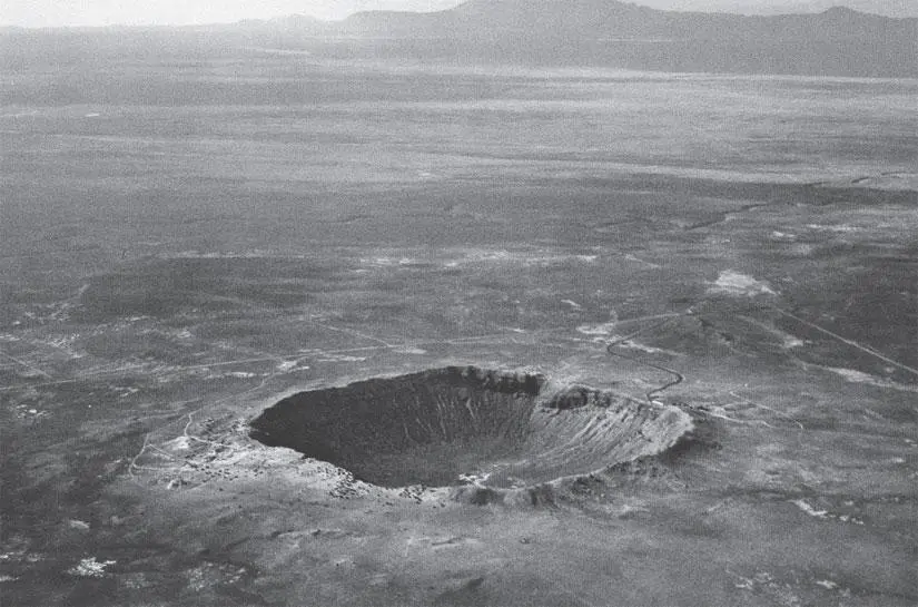 Кратер от падения метеорита Аризона США Метеориты бывают разного размера - фото 27