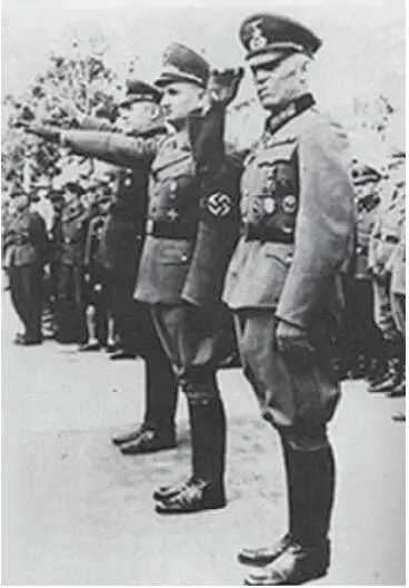 The Nazi police and soldiers of the Nazi Army stroll around Trieste On 1 - фото 13