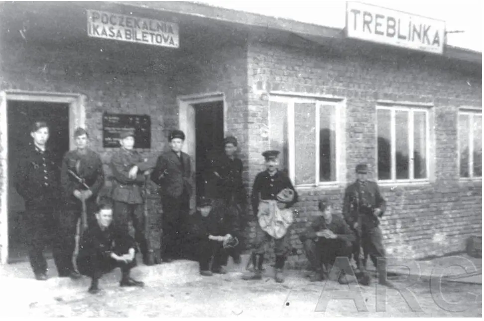 7 On 31 October 1944 at about 6 pm Adas sister Hayas aunt Letizia - фото 25