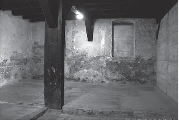 The camp has a large yard To the right of the entrance stood a building no - фото 28