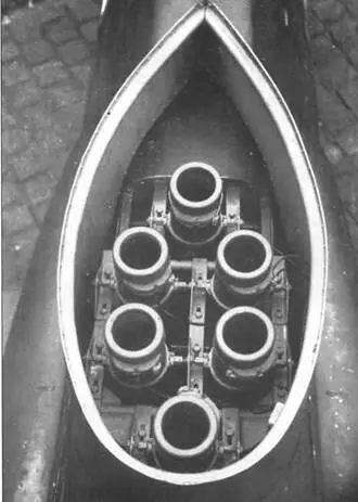 Вид сверху на миномет SG 11 ЗА Две фотографии брошенного Hs 129B2 - фото 125