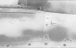 Небольшие воздухозаборники располагались только с левой стороны МиГ21СММ - фото 27