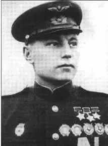 Трижды ГСС АИ Покрышкин сразу после Дня Победы 20 апреля во время вечернего - фото 86