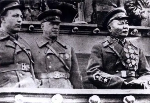Комкор Г К Жуков и маршал Чойбалсан после событий на ХалхинГоле 1939 г В - фото 7