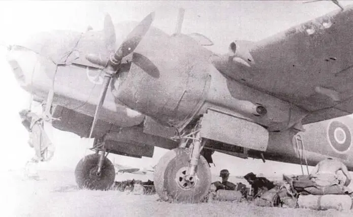 Бофорт МкII DD942 Н из 39й эскадрильи Протвилль Тунис июнь 1943 года - фото 74