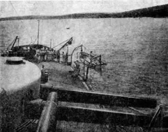 Вид на кормовые башни броненосца Индиана 1897 г Из двадцати 6фунтовых - фото 27