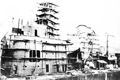 Тяжелый крейсер Миоко во время достройки в октябре 1928 г Тяжелые - фото 103