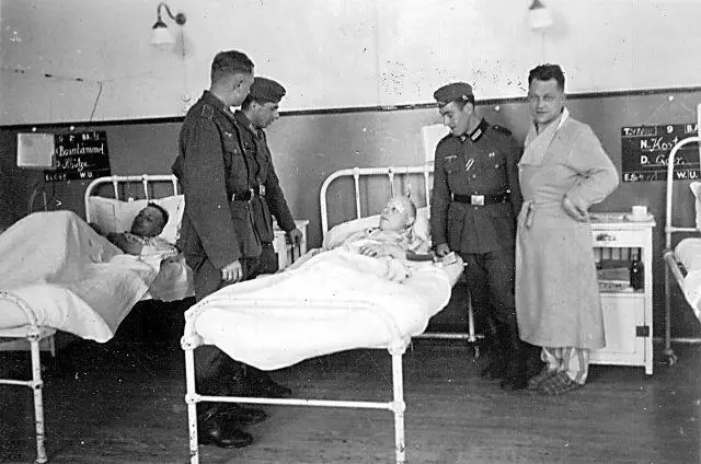 В немецком госпитале К концу марта 1943 г Красная Армия добивается - фото 377
