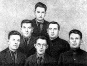 Участники работ по размагничиванию кораблей на Черноморском флоте 1й ряд - фото 12