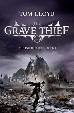Tom Lloyd The Grave thief обложка книги