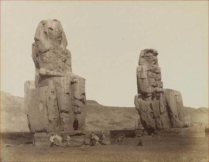 Колоссы Мемнона во второй половине XIX в Фот Антонио Беато Джейн Годвин - фото 16