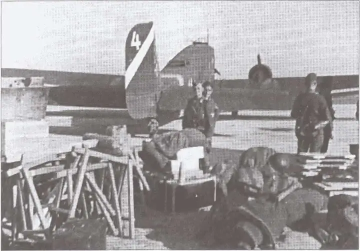 Ju52 доставил военнослужащих вермахта из Николаева в Полтаву весна 1942 г - фото 39