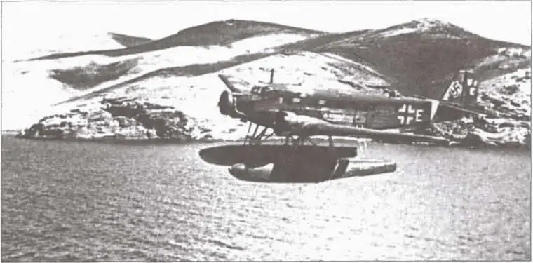 Поплавковые варианты Ju52 участвовали в снабжении 17й армии вермахта на - фото 40