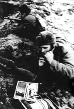 Связист на передовой Штабы фронтов получают директиву Ставки ВГК о переходе в - фото 8