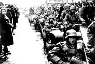 Немецкие войска занимают Прагу Чехословакия 1939 год Немецкие - фото 17