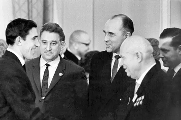 1964 год Прием в Кремле после Олимпиады в Инсбруке Анатолий Фирсов Анатолий - фото 36
