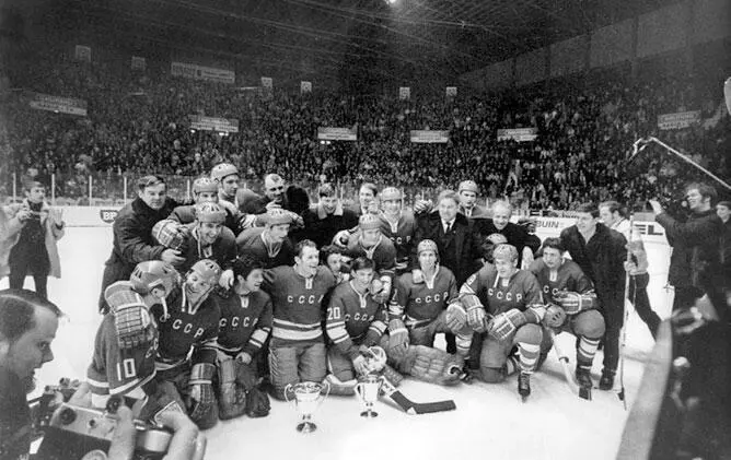 1970 год Сборная СССР чемпион мира Безупречный Владислав Третьяк 1970 - фото 89