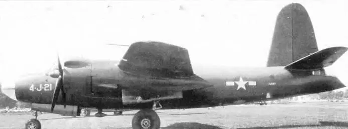 JMI 4J21 BuNo 91923 из состава VJ4 на полевом аэродроме Этот Мародер - фото 136