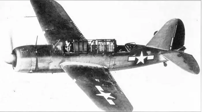 Брюстер SB2A4 Буканир выполняет тренировочный вылет в 1945 году Никаких - фото 137