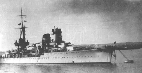 Раймондо Монтекукколи в Таранто 1940 г 22 января в 14 ч крейсера были - фото 19