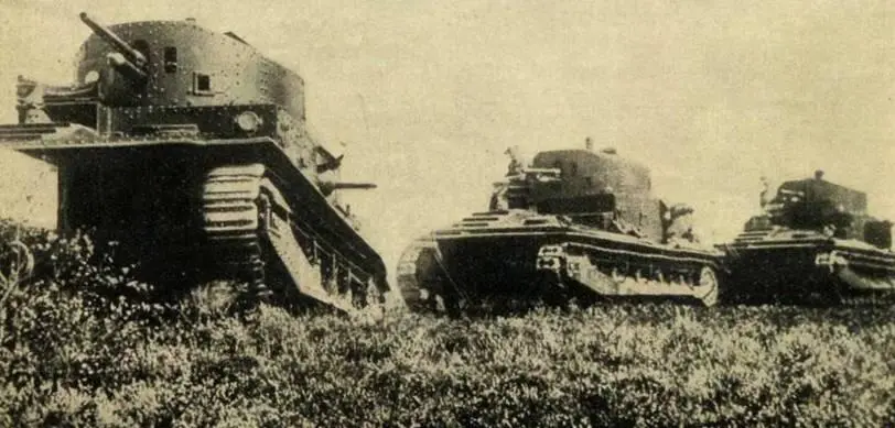 Колонна средних танков Mk I Tанк Medium Mk I считается первым британским - фото 11