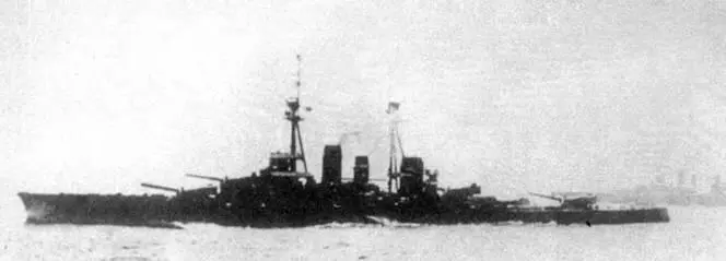 Линейный крейсер Хией в 1920х гг Линейный крейсер Хией в середине - фото 115
