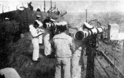 На линейном крейсере Конго во время учений 1921 г В 1924 году на крейсере - фото 16