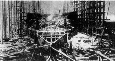 Корпус линейного крейсера Харуна на стапеле 1912 г Харуна Линейный - фото 59