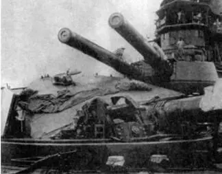 Носовые башни главного калибра Харуна после взрыва 1920 г 4 июня 1942 года - фото 60