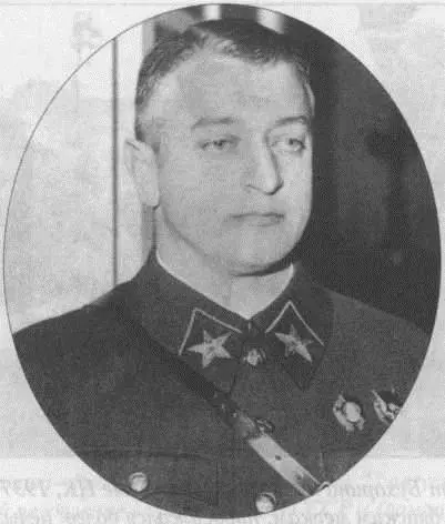 Маршал М Тухачевский давно находился под подозрением 22 мая 1937 г он был - фото 65