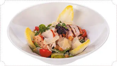Салат с запеченной курочкой Филе куриное 300 г перец болгарский красный - фото 9