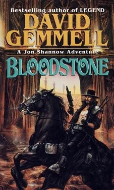 David Gemmell Bloodstone обложка книги