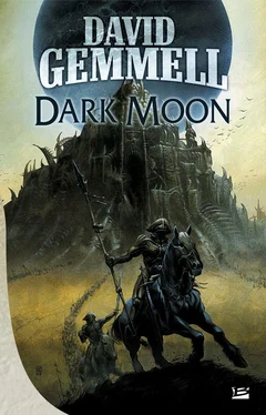 David Gemmell Dark Moon обложка книги