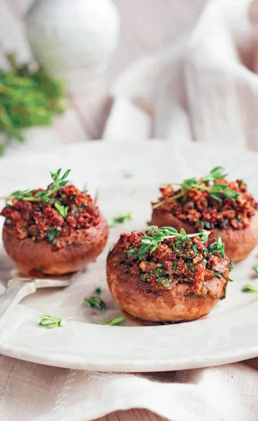 Шампиньоны фаршированные мясом Печеный картофель с грибами сыром и зеленью - фото 6
