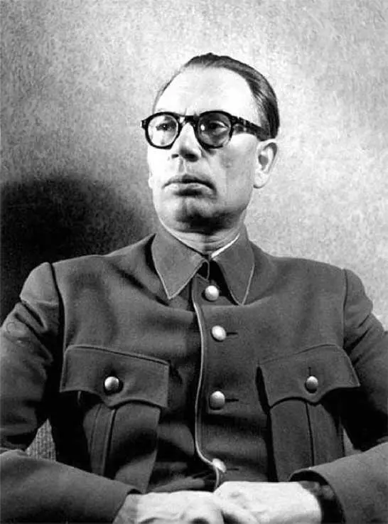 Генерал из трясины Судьба и история Андрея Власова Анатомия предательства - фото 10