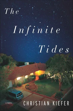 Christian Kiefer The Infinite Tides обложка книги