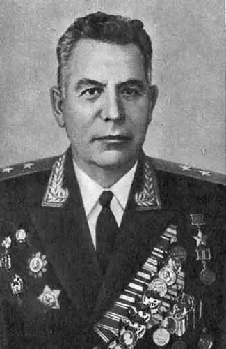 Сергей Александрович АНДРЮЩЕНКО Н Е Чуваков А И Королев - фото 1