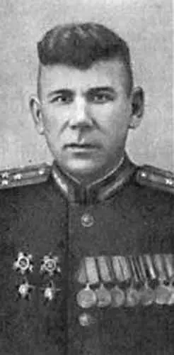 В Д Рогозин Немецкая техника захваченная на проскуровском направлении Март - фото 25