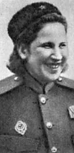 С А Истомина Уличный бой в западной части Будапешта Ф А Зорин - фото 59