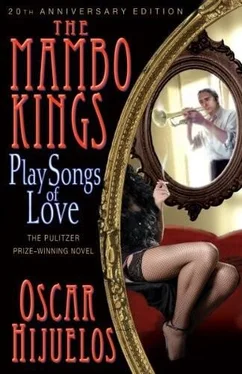 Oscar Hijuelos The Mambo Kings Play Songs of Love обложка книги