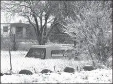 By the time I got to the exit to Camp Verde it was snowing so hard that - фото 35