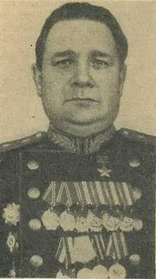 Родился в 1906 году в Туле Окончил начальную школу Работал чернорабочим пас - фото 14