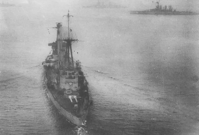 На рейде СкапаФлоу 21 февраля 1919 г Нью Зиланд под командованием - фото 93