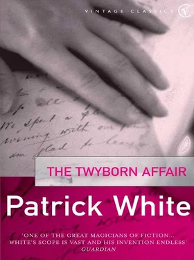 Patrick White The Twyborn Affair обложка книги