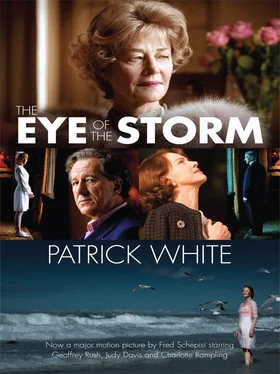 Patrick White The Eye of the Storm обложка книги