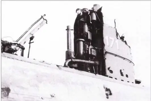 Подлодка Хехт но время разделки корпуса летом 1969 года Она оставалась на - фото 119