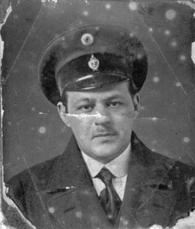 Отец Левинский Константин Григорьевич коллежский секретарь 1915 Нина - фото 6