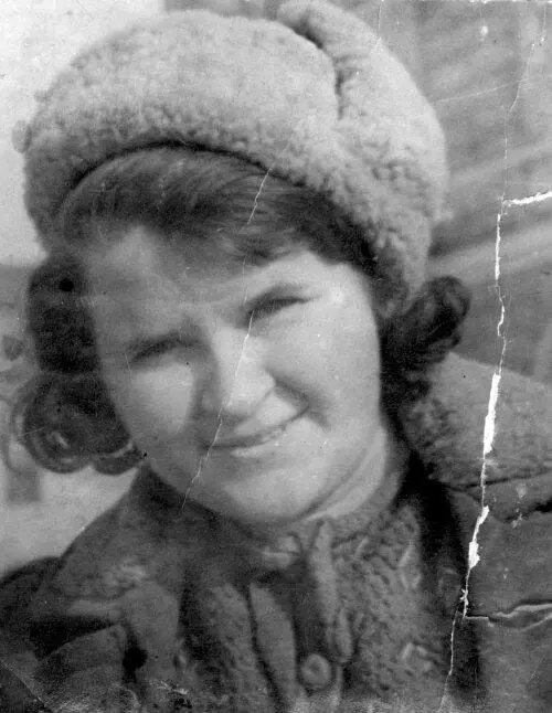 Нина Граур 1945 Нина Граур 1939 Дмитрий Левинский перед отъездом в - фото 7