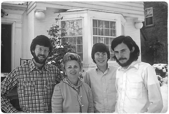 The Franzens Bob Irene Jonathan Tom Webster Groves MO Introduction by - фото 1