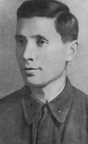 Давид Исаакович Каневский родился в 1916 году в Лохвице на Полтавщине в семье - фото 9